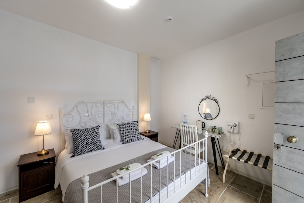 Edem Traditional House — Hotel rooms in Larnaca, Larnaca Region