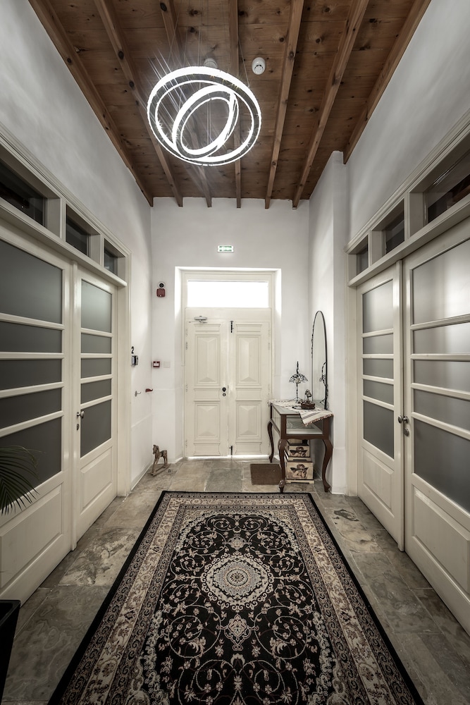 Edem Traditional House — Hotel rooms in Larnaca, Larnaca Region