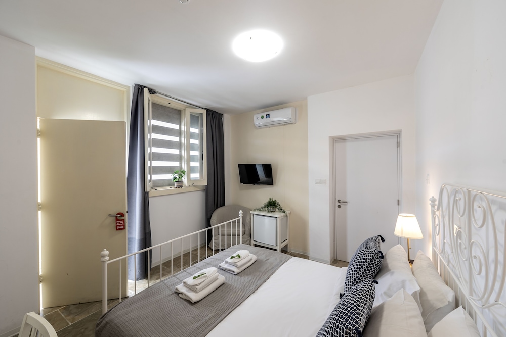 Edem Traditional House — Hotel rooms in Larnaca, Larnaca Region