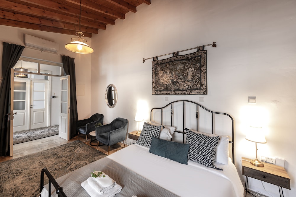 Edem Traditional House — Hotel rooms in Larnaca, Larnaca Region