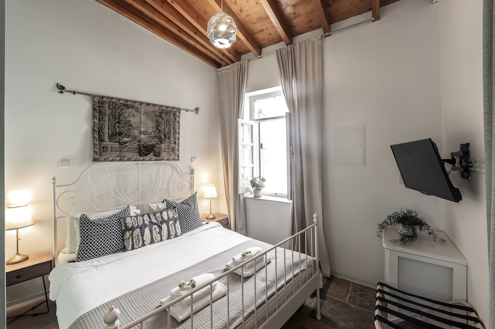 Edem Traditional House — Hotel rooms in Larnaca, Larnaca Region