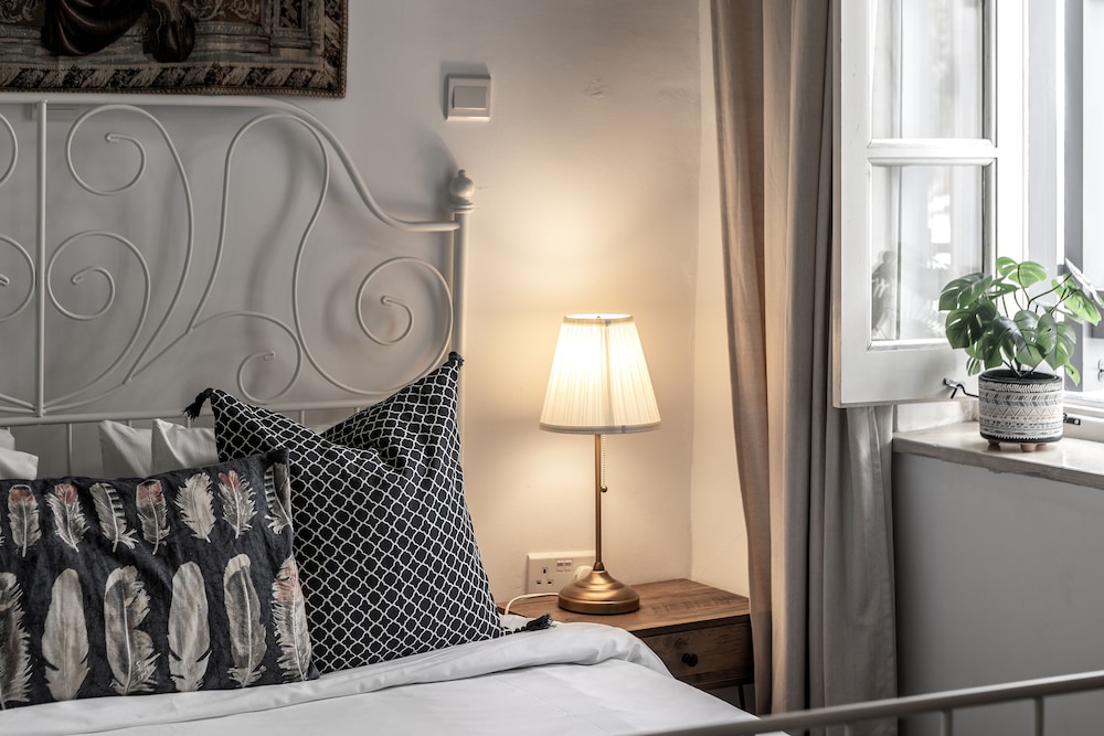 Edem Traditional House — Hotel rooms in Larnaca, Larnaca Region