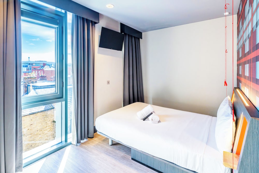 easyHotel Dublin City Centre — Hotel rooms in Dublin, Dublin City