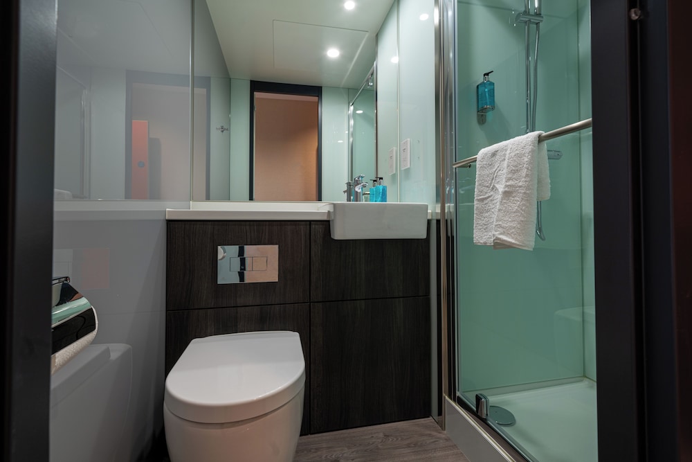 easyHotel Dublin City Centre — Hotel rooms in Dublin, Dublin City