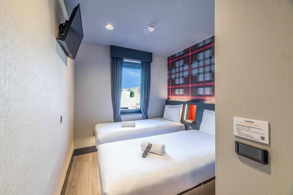 easyHotel Dublin City Centre — Hotel rooms in Dublin, Dublin City