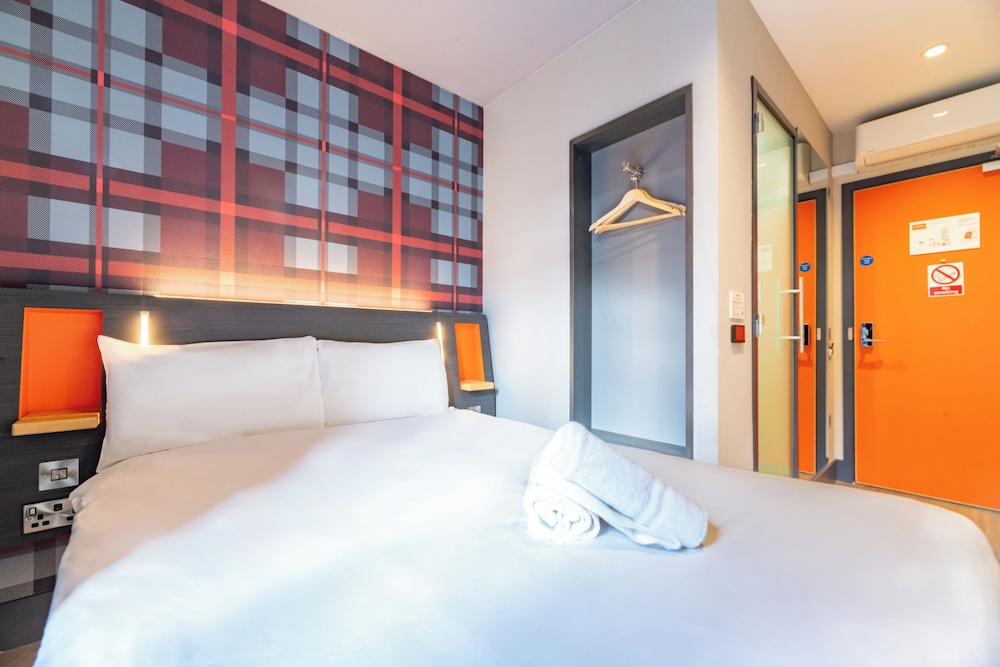 easyHotel Dublin City Centre — Hotel rooms in Dublin, Dublin City