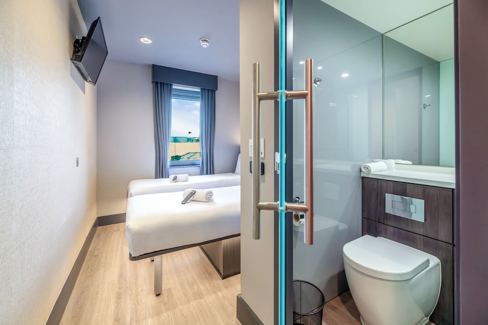 easyHotel Dublin City Centre — Hotel rooms in Dublin, Dublin City
