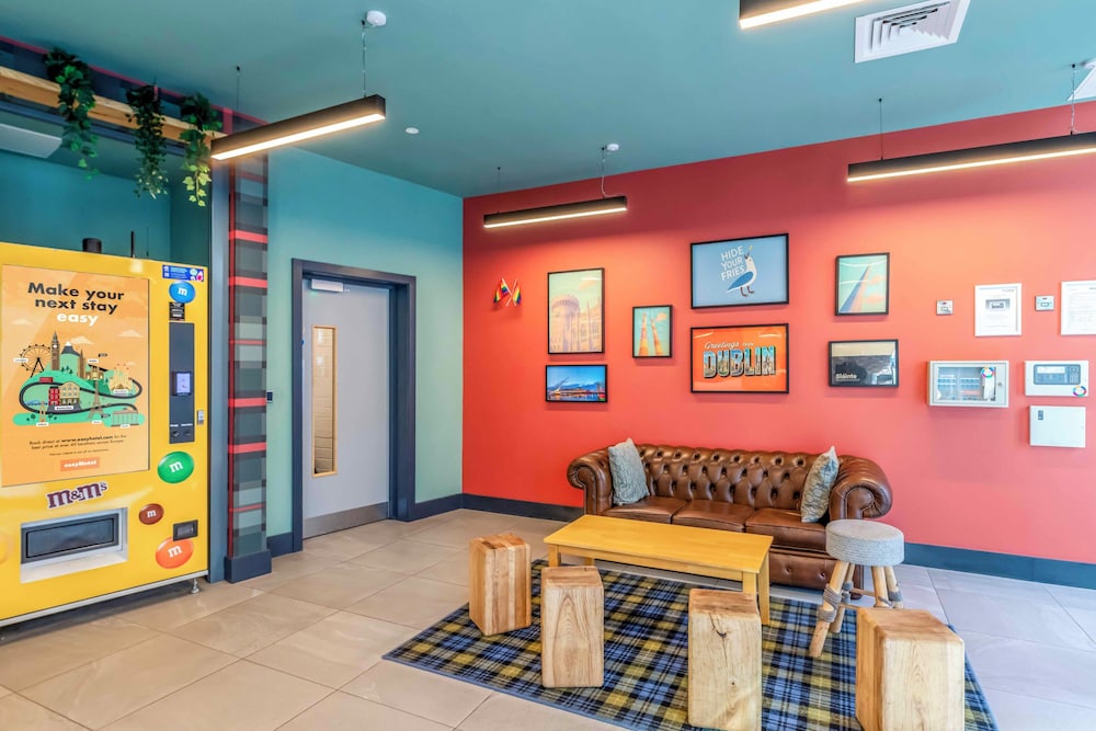 easyHotel Dublin City Centre — Hotel building in Dublin, Dublin City