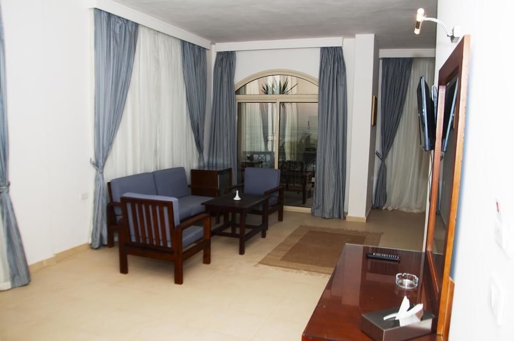 Fantasia Hotel — Rooms in Hurghada, Red Sea