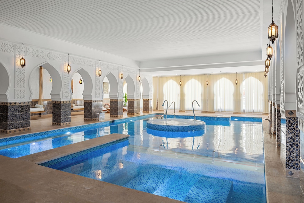 Albatros Makadi Resort — Swimming pool in Makadi Bay, Red Sea
