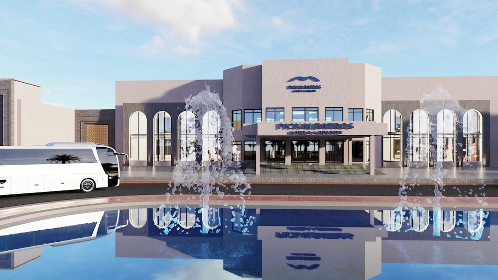 Albatros Makadi Resort — Hotel building in Makadi Bay, Red Sea