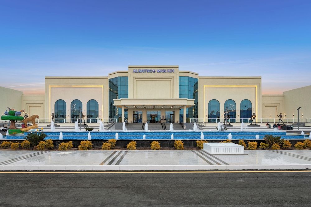 Albatros Makadi Resort — Hotel building in Makadi Bay, Red Sea