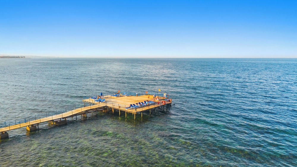 Albatros Makadi Resort — Beach in Makadi Bay, Red Sea