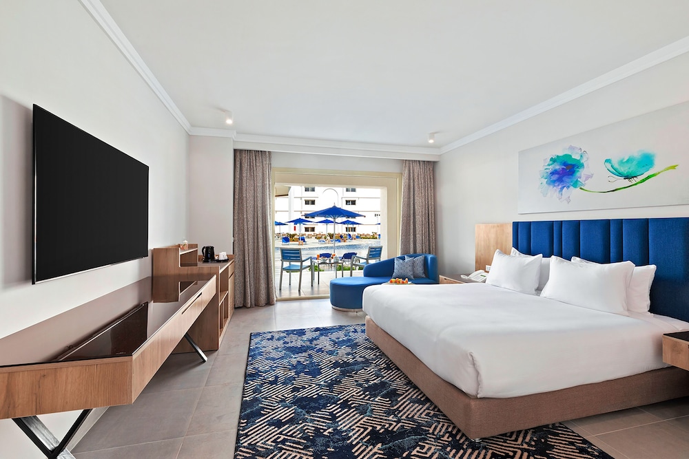 Pickalbatros Blu Spa Resort -Adults Friendly 16 Years Plus -Couples Only- Ultra All-Inclusive — Hotel rooms in Hurghada, Red Sea