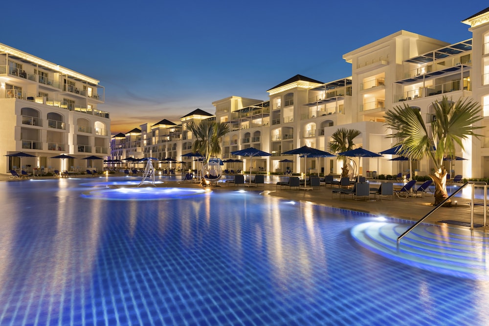 Pickalbatros Blu Spa Resort -Adults Friendly 16 Years Plus -Couples Only- Ultra All-Inclusive — Swimming pool in Hurghada, Red Sea