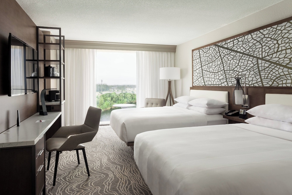 Marriott Orlando Airport Lakeside — Hotel rooms in Orlando, Florida