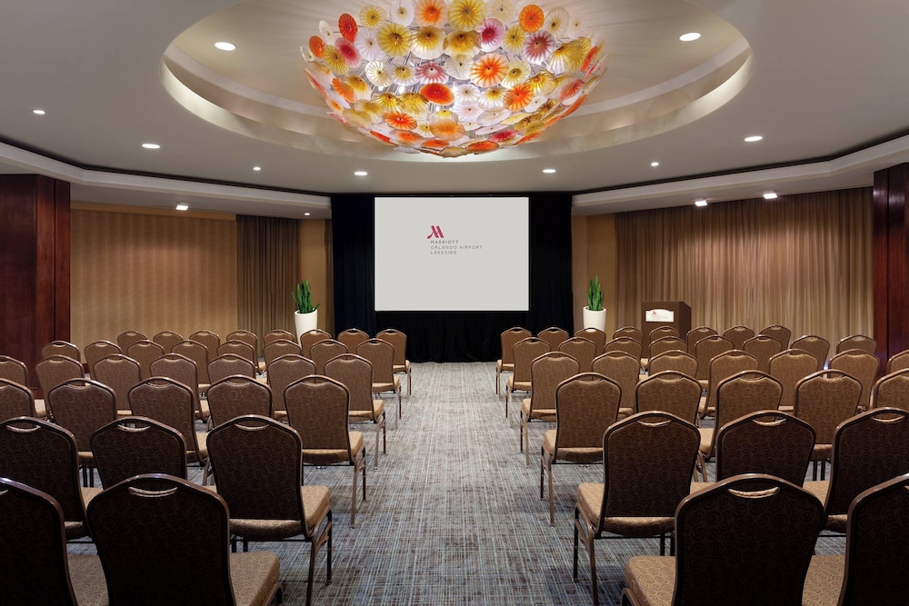 Marriott Orlando Airport Lakeside — Hotel building in Orlando, Florida