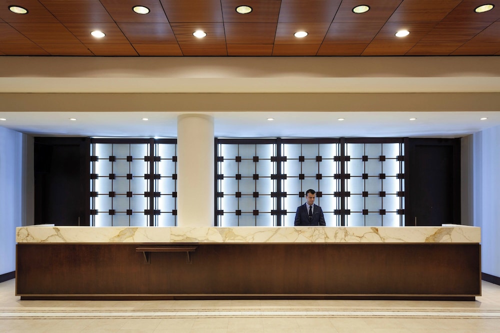 Marriott Orlando Airport Lakeside — Hotel building in Orlando, Florida