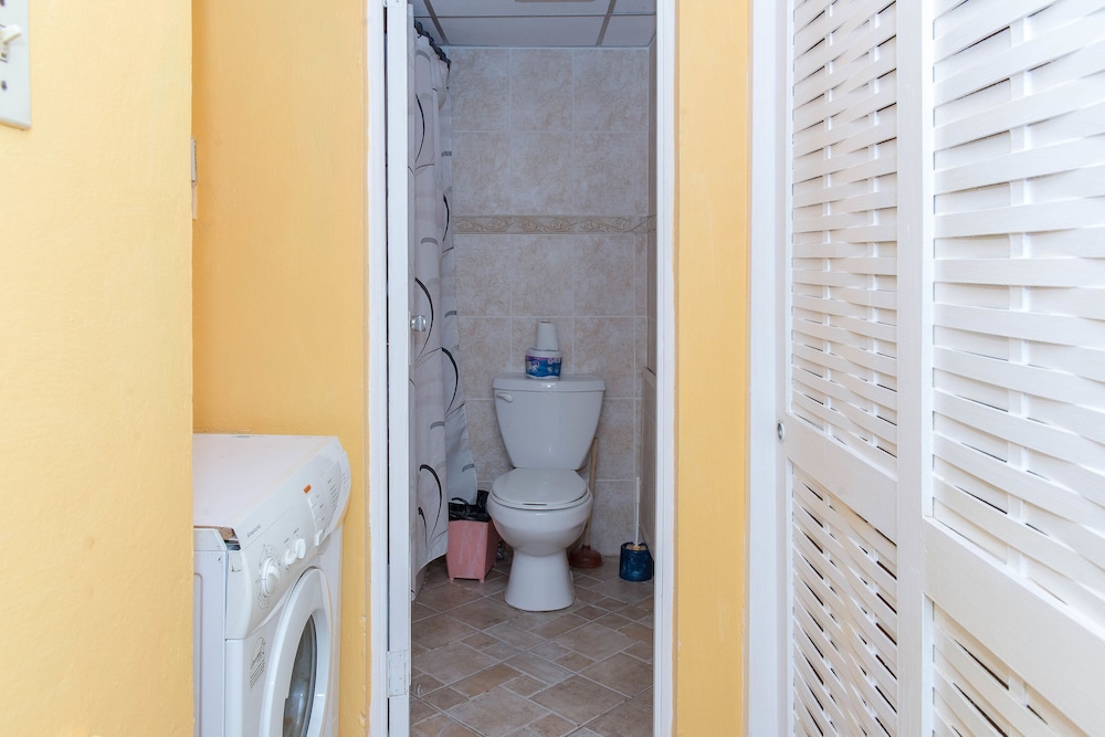 Sea Shell Beach Studio At Montego Bay Club Resort — Hotel rooms in Montego Bay