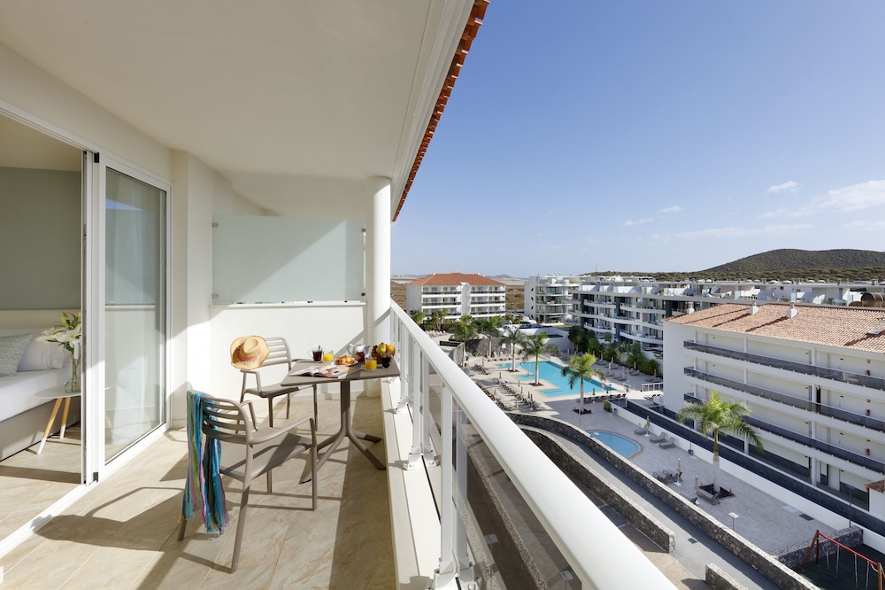Marinell Collection Palm-Mar — Swimming pool in Los Cristianos, Canary Islands