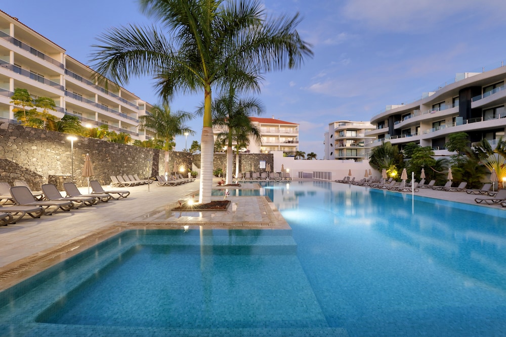 Marinell Collection Palm-Mar — Swimming pool in Los Cristianos, Canary Islands