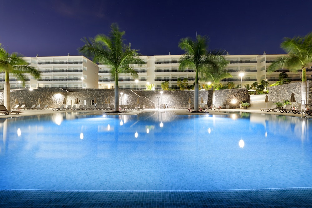 Marinell Collection Palm-Mar — Swimming pool in Los Cristianos, Canary Islands