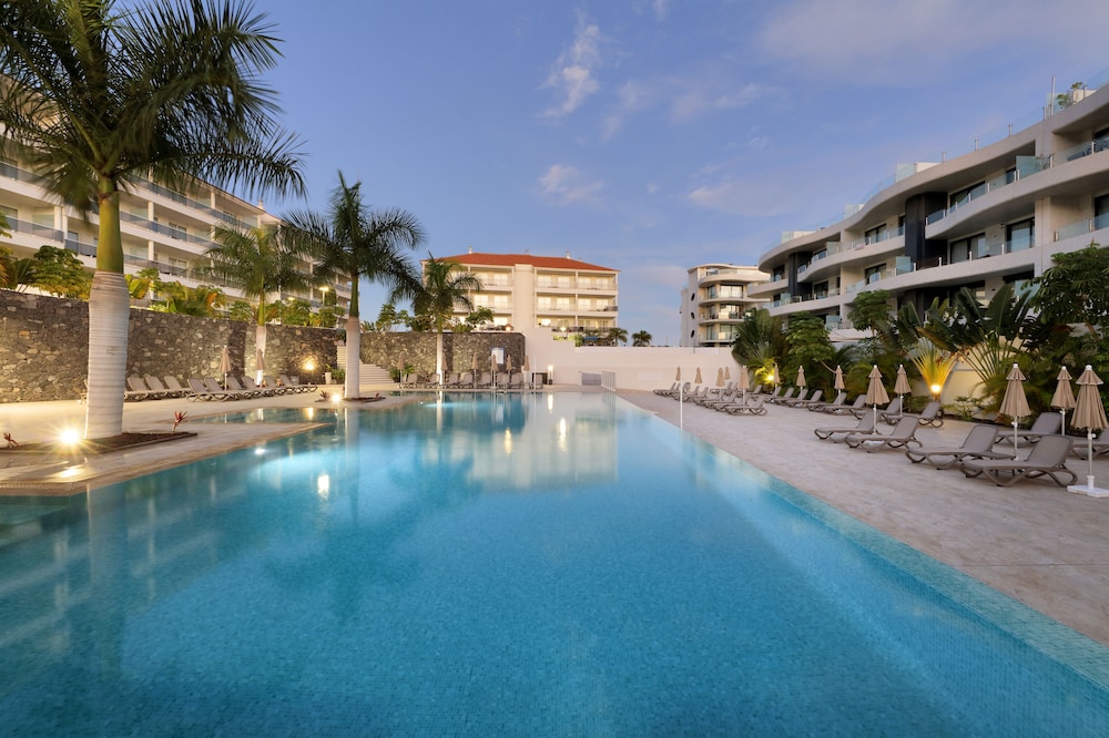 Marinell Collection Palm-Mar — Swimming pool in Los Cristianos, Canary Islands