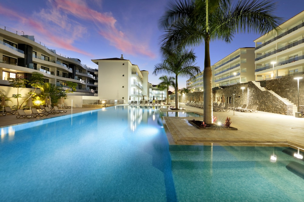 Marinell Collection Palm-Mar — Swimming pool in Los Cristianos, Canary Islands