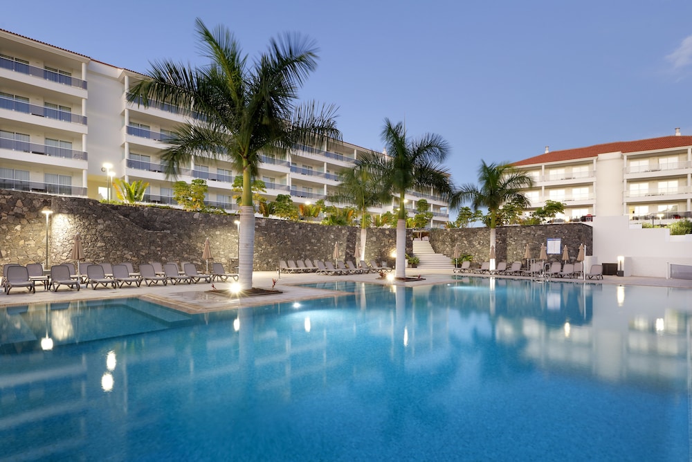 Marinell Collection Palm-Mar — Swimming pool in Los Cristianos, Canary Islands