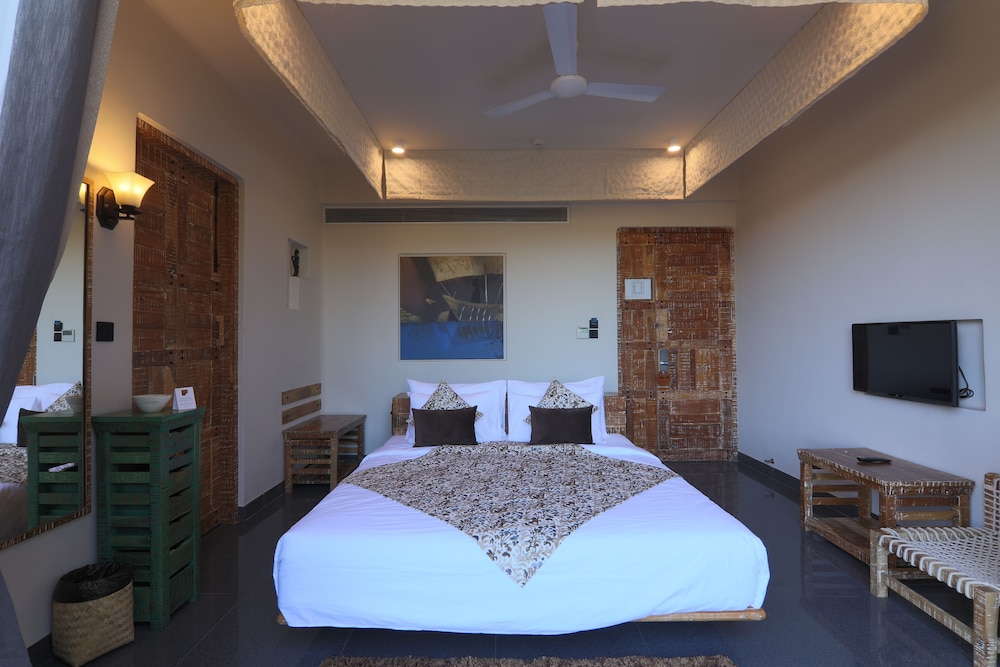 3102bce A Vedic Resort — Hotel rooms in Vagator Beach, Goa
