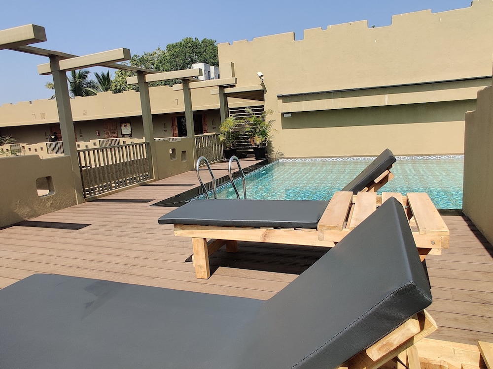 3102bce A Vedic Resort — Swimming pool in Vagator Beach, Goa