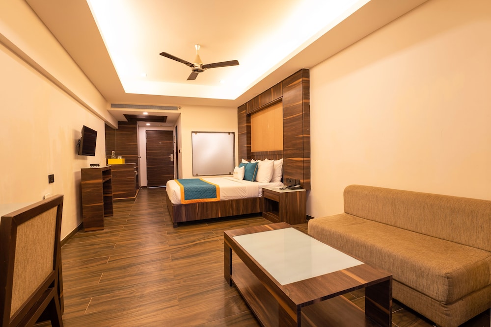 Zone Connect by The Park Parra Goa — Hotel rooms in Arpora, Goa