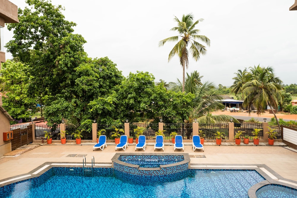 Zone Connect by The Park Parra Goa — Swimming pool in Arpora, Goa