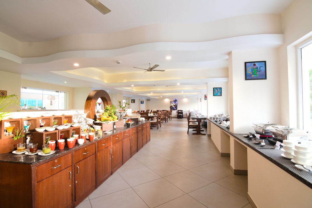 Regenta Central North Goa — Restaurant & bars in Arpora, Goa