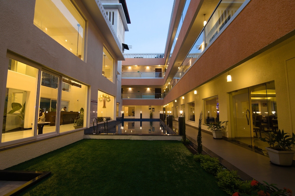 Regenta Central North Goa — Hotel building in Arpora, Goa