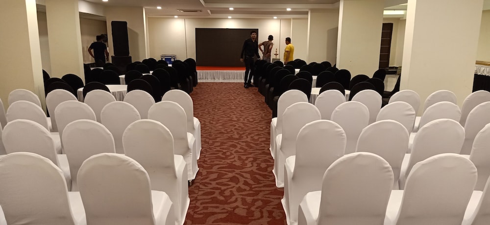Regenta Central North Goa — Hotel building in Arpora, Goa