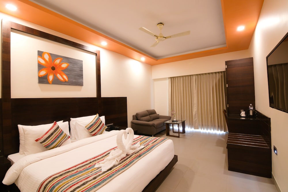 Regenta Central North Goa — Hotel rooms in Arpora, Goa