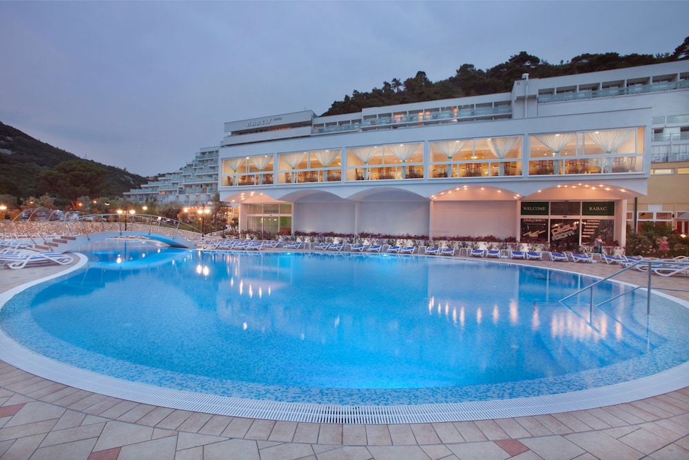 MASLINICA Narcis Hotel — Swimming pool in Labin, Istria