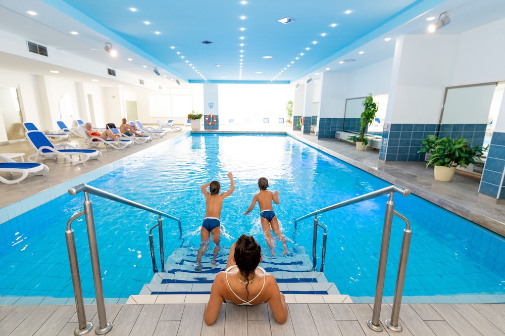 MASLINICA Narcis Hotel — Swimming pool in Labin, Istria