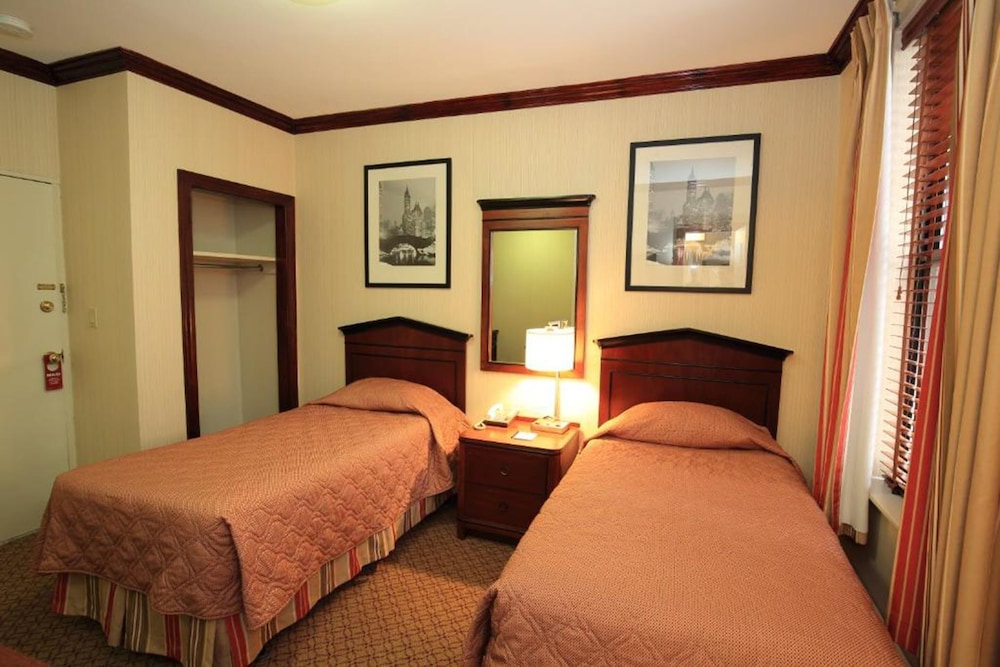 Radio City Apartments — Hotel rooms in New York City, New York State
