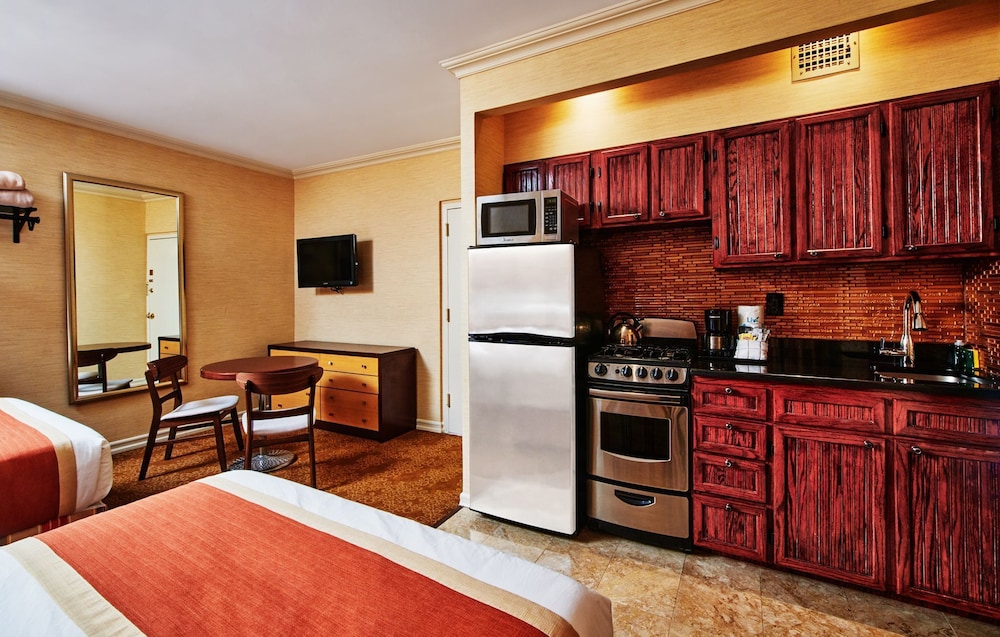 Radio City Apartments — Hotel rooms in New York City, New York State