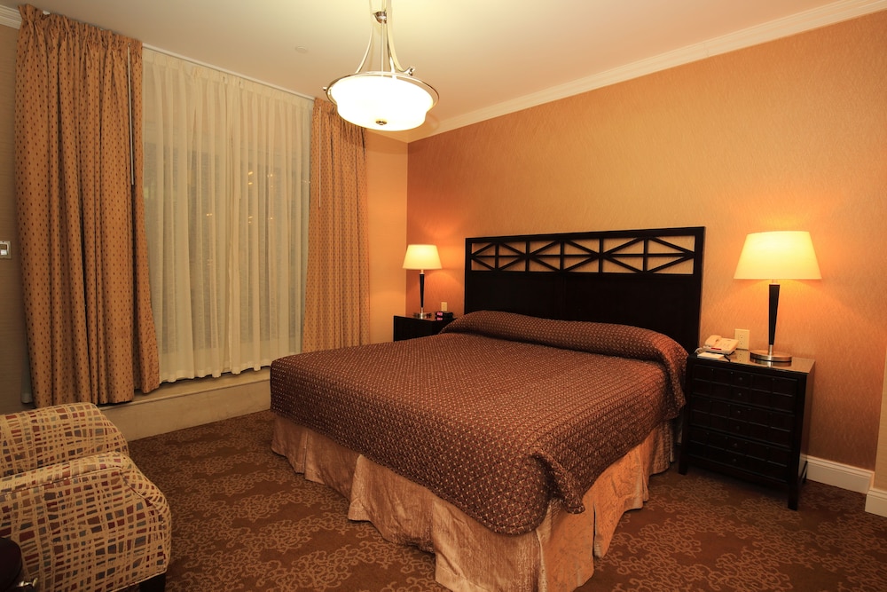 Radio City Apartments — Hotel rooms in New York City, New York State