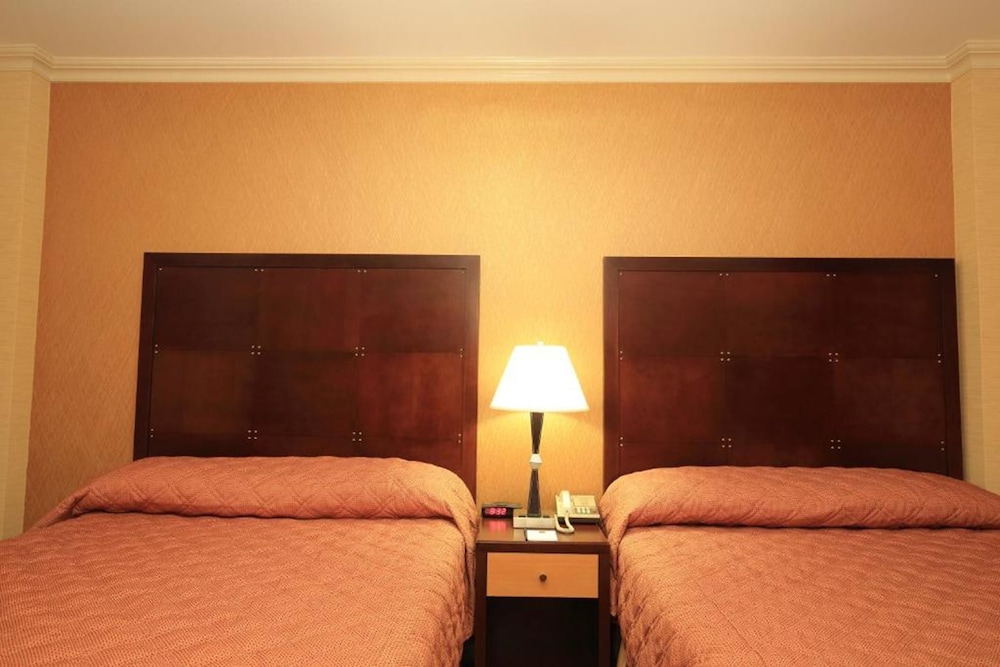 Radio City Apartments — Hotel rooms in New York City, New York State