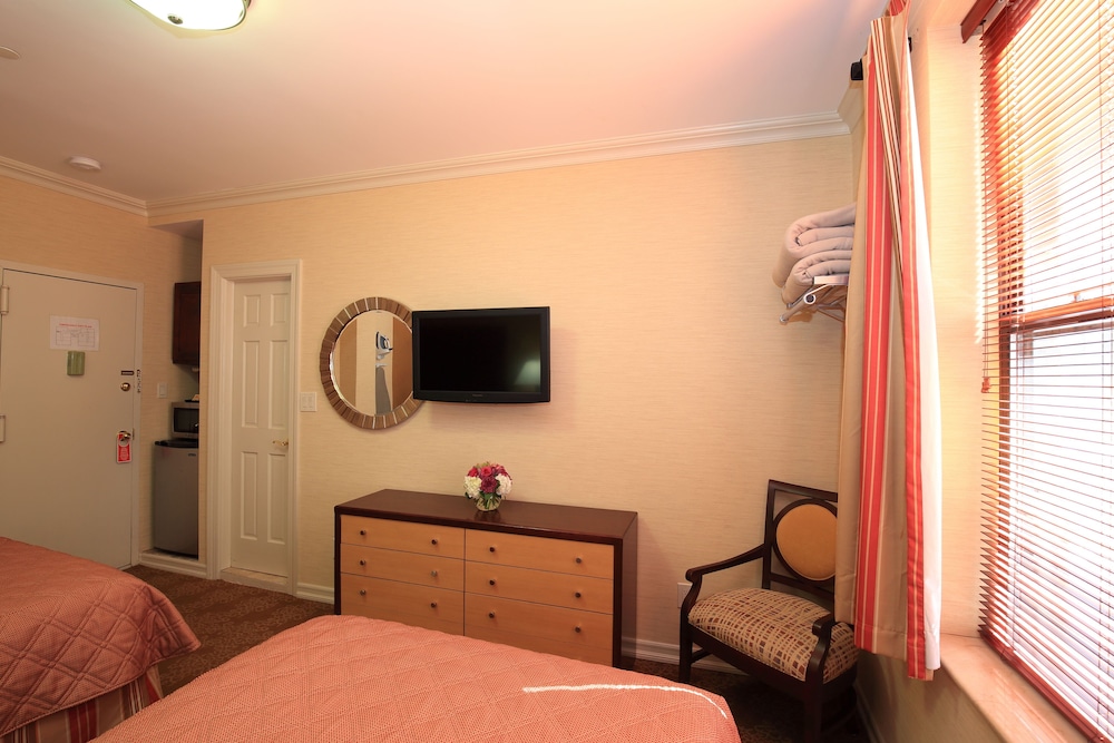 Radio City Apartments — Hotel rooms in New York City, New York State