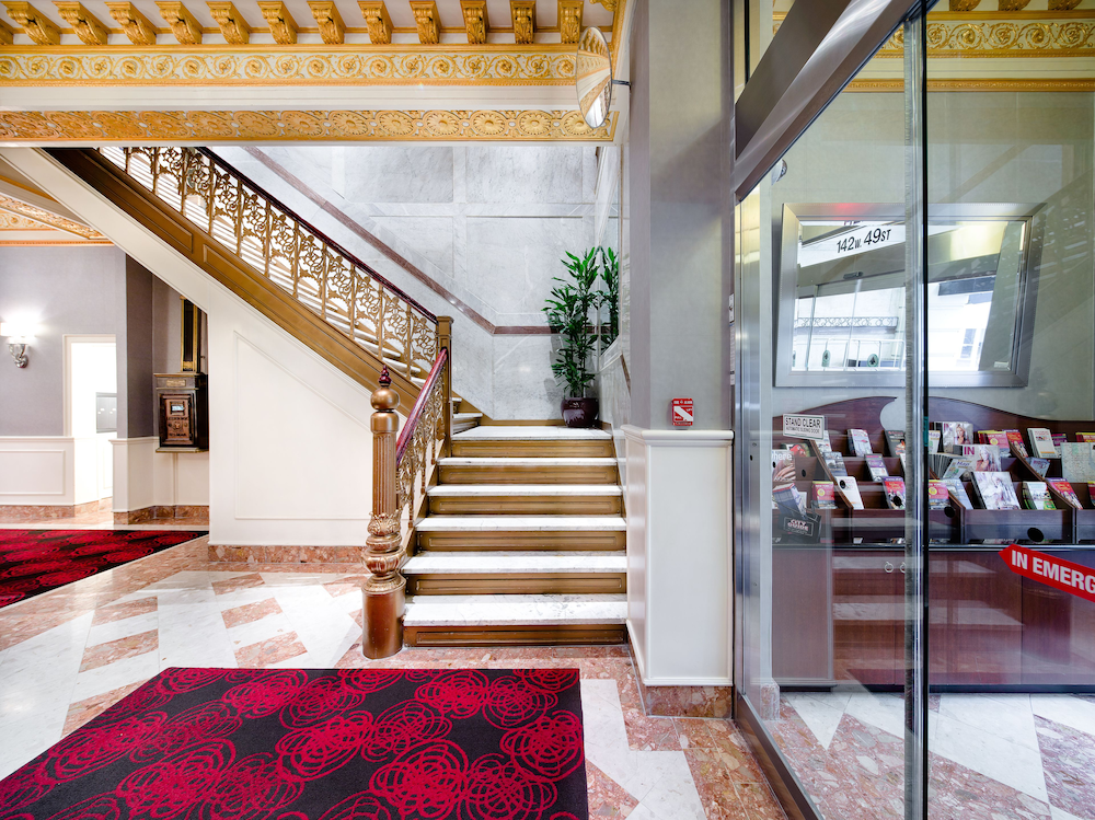 Radio City Apartments — Hotel building in New York City, New York State