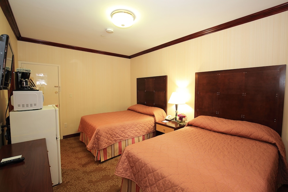 Radio City Apartments — Hotel rooms in New York City, New York State