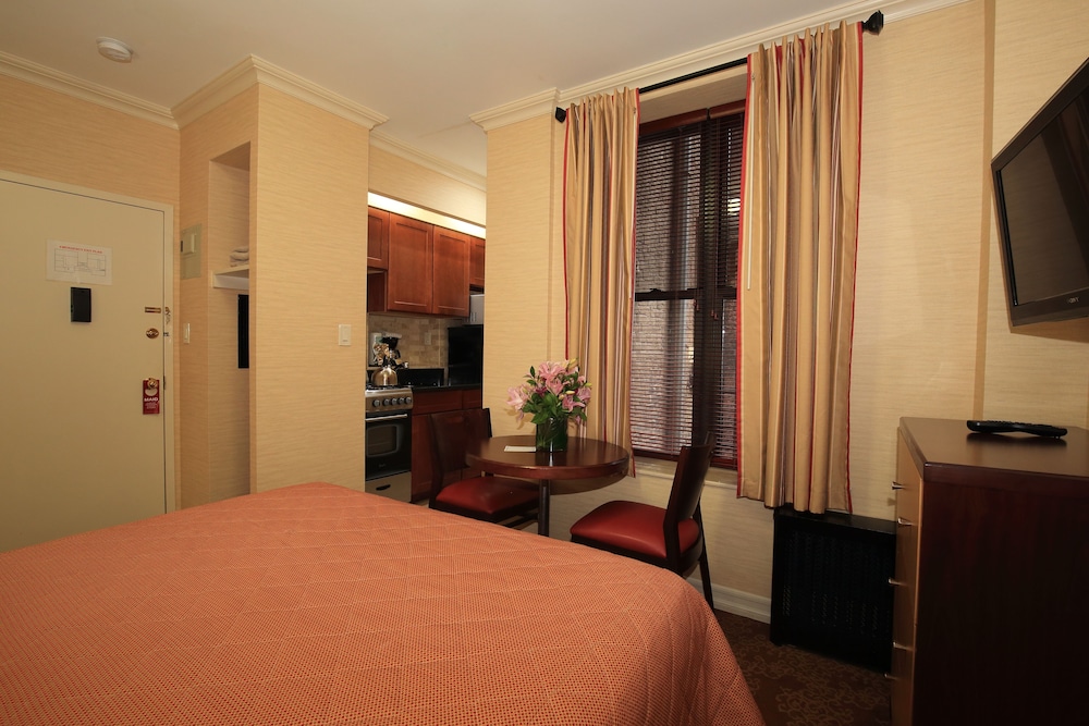 Radio City Apartments — Hotel rooms in New York City, New York State