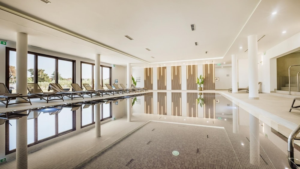 Hotel Nautica — Swimming pool in Novigrad, Istria