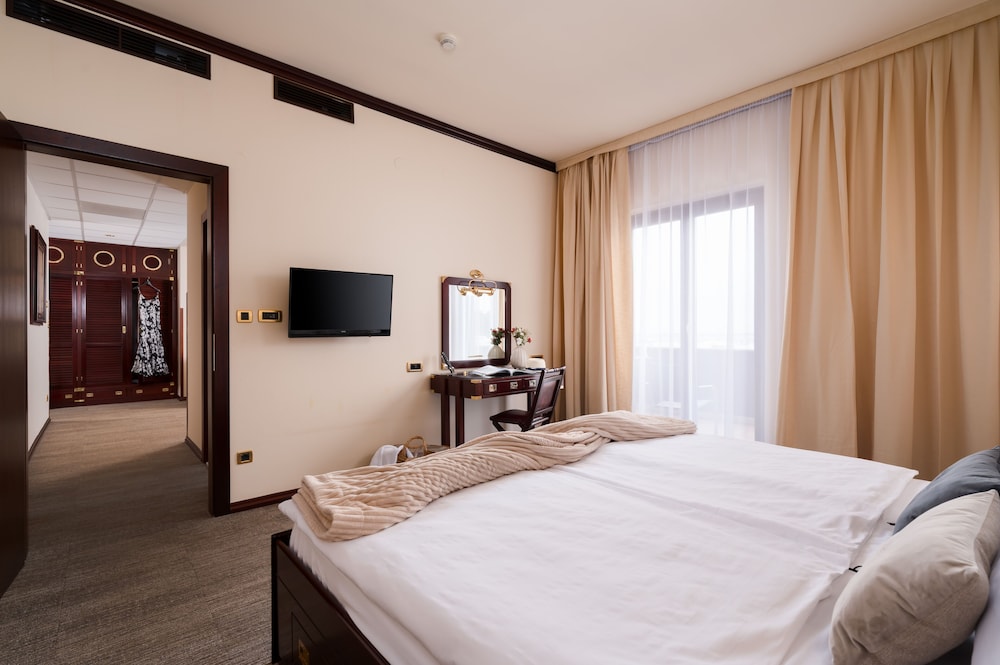 Hotel Nautica — Hotel rooms in Novigrad, Istria