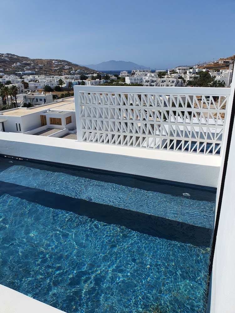 CUBIC Mykonos Seafront Design Suites - zdjęcie 4
